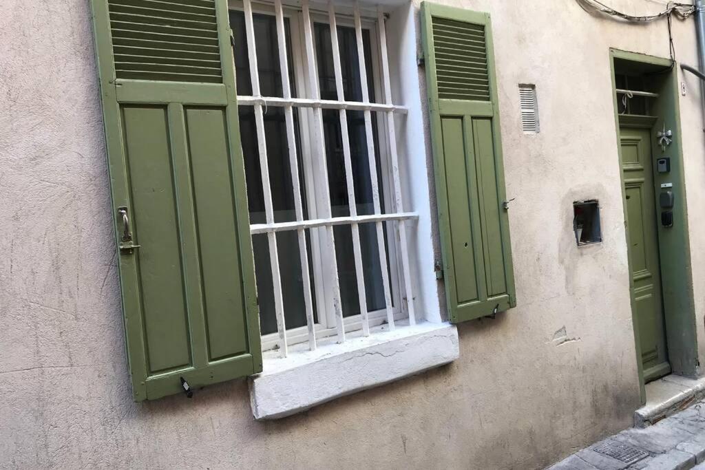 Appartement Typique Dans Le Centre Historique 47M2 La Ciotat Exterior photo